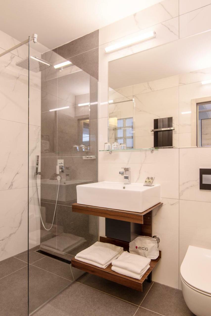 Hotel Haliaetum - San Simon Resort Izola Buitenkant foto